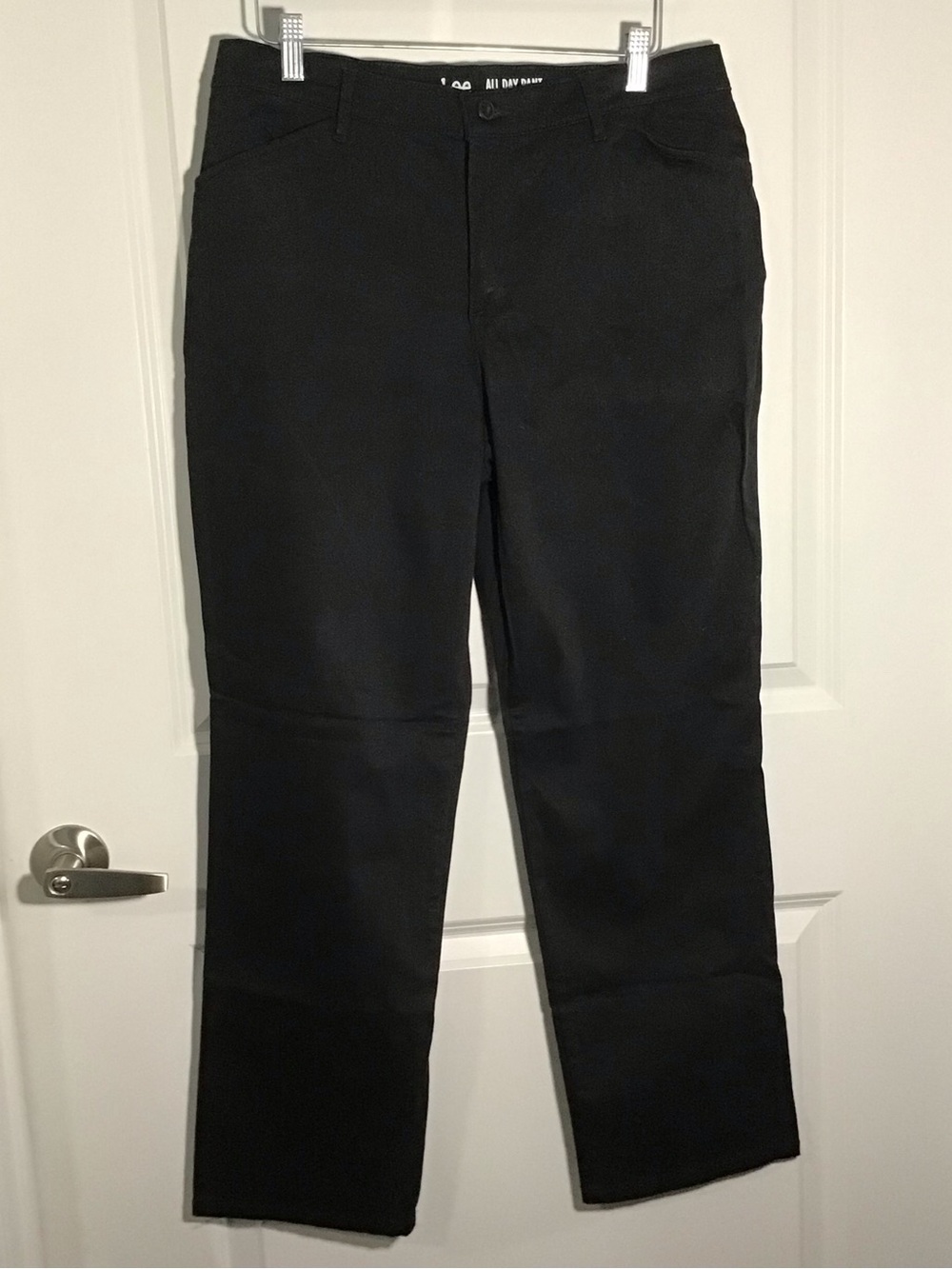 Lee Women's Black Straight-Leg Pants 12 Short